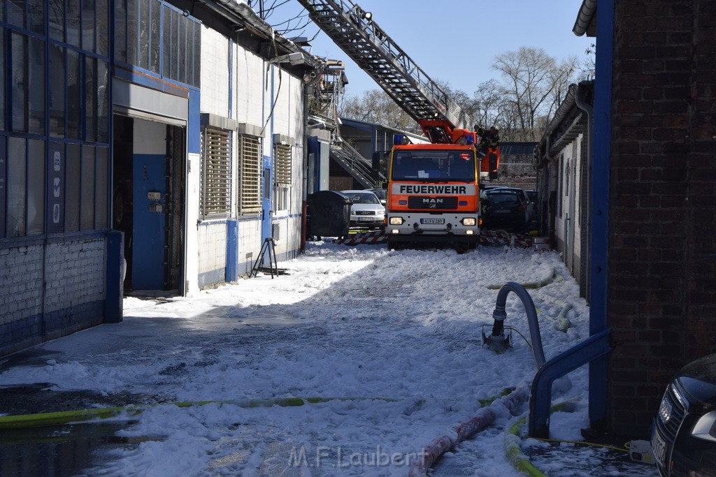 Feuer 4 Koeln Muelheim Deutz Muelheimerstr P335.JPG - Miklos Laubert